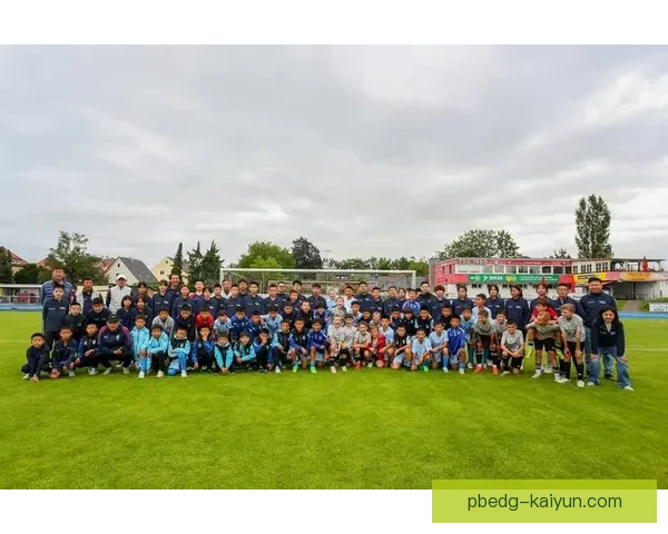 奥格斯堡青训实力持续提升，培养多名新星备受关注