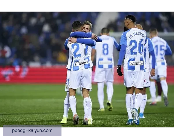 罗德里状态回暖，年度最佳后腰竞争愈加激烈