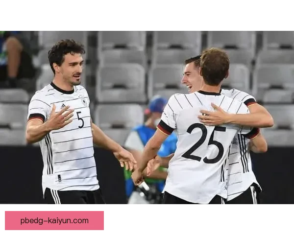 穆勒无球跑动持续提升，近期表现稳健健